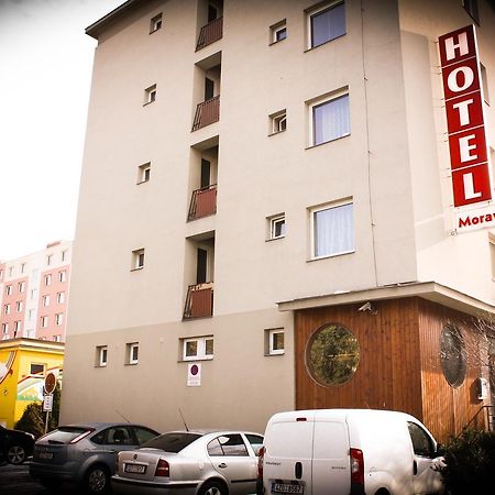 Hotel Morava Uherske Hradiste Luaran gambar